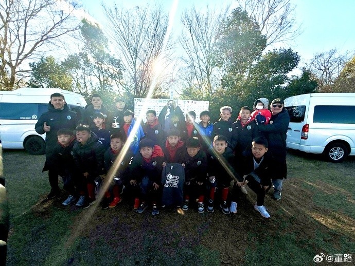  8戰(zhàn)全勝奪日本杯賽冠軍！中國足球小將發(fā)布感謝信