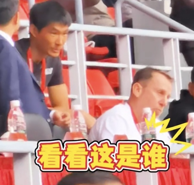  久爾杰維奇現(xiàn)身鹽城，現(xiàn)場觀看中國U22國足vs韓國