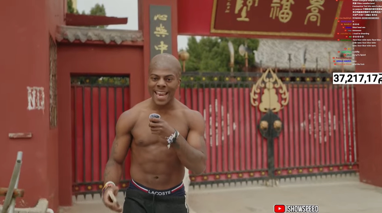  光頭造型！Speed中國(guó)行來到鄭州少林寺，上香拜佛學(xué)功夫