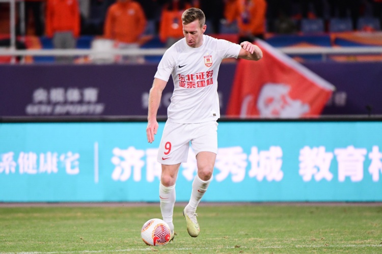  熱身賽：長春亞泰2-1青島海牛 貝里奇、奧莫伊胡安弗破門???